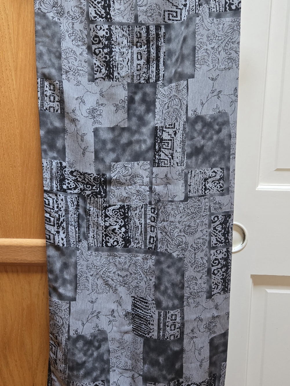 Patchwork Scarf - Picture 4 of 8